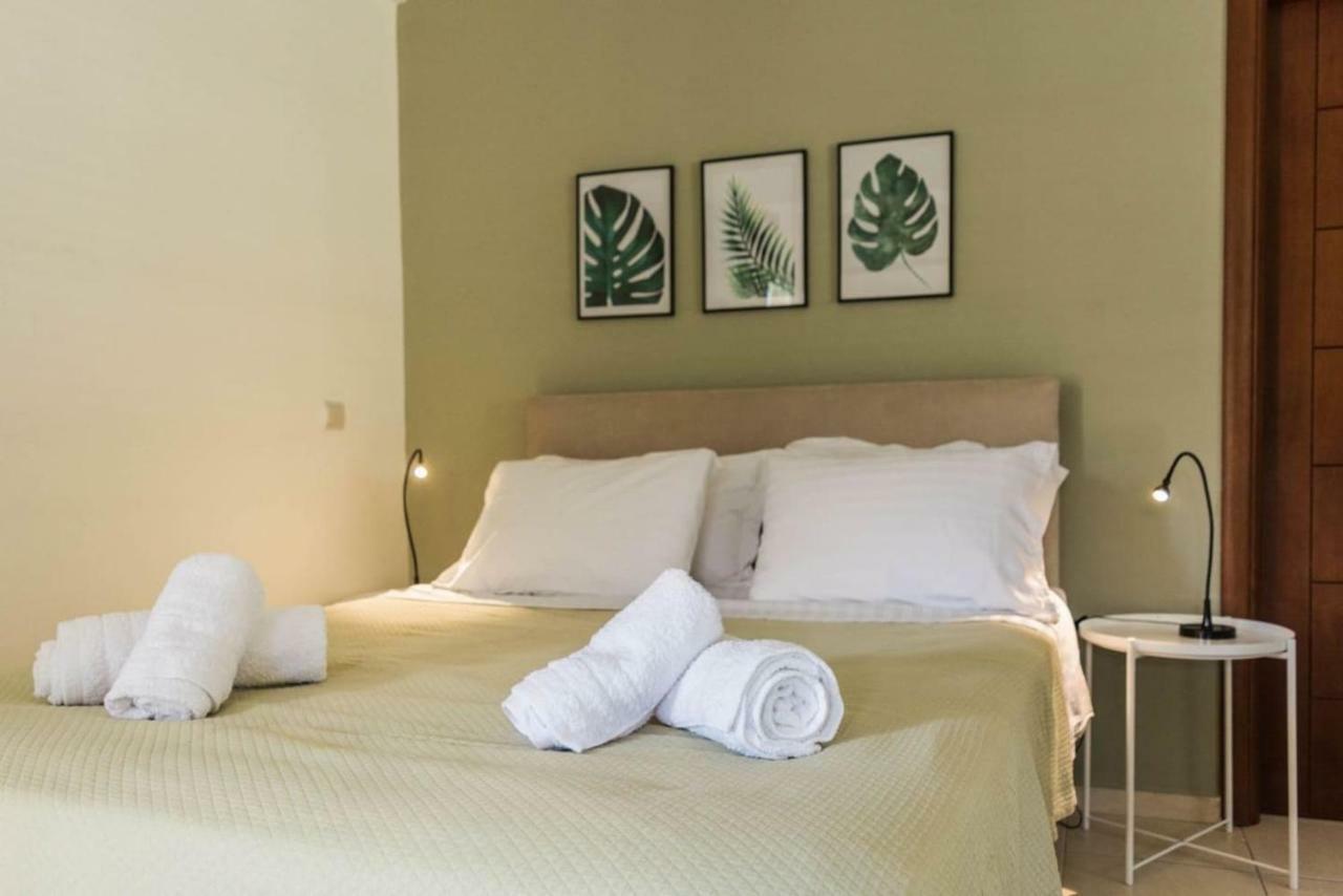 Sofia Apartment Каламата Екстериор снимка